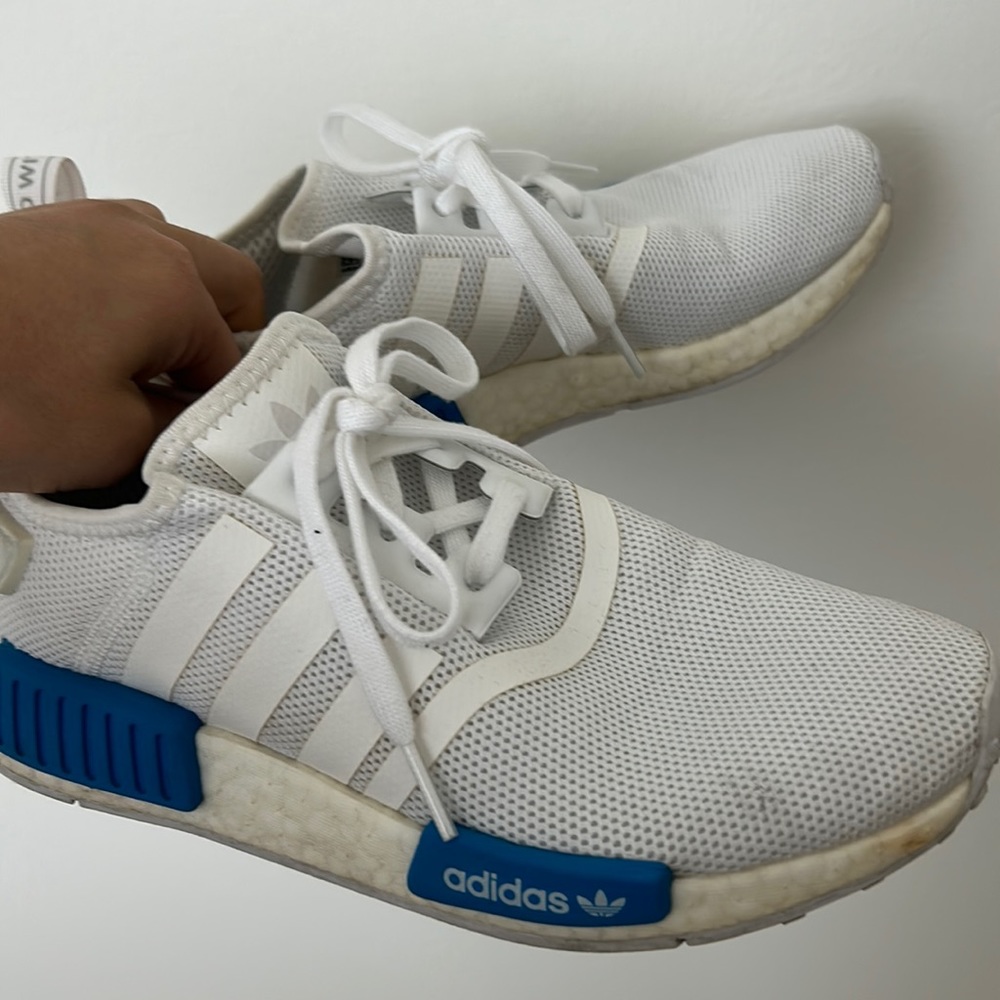 ADIDAS ULTRABOOST